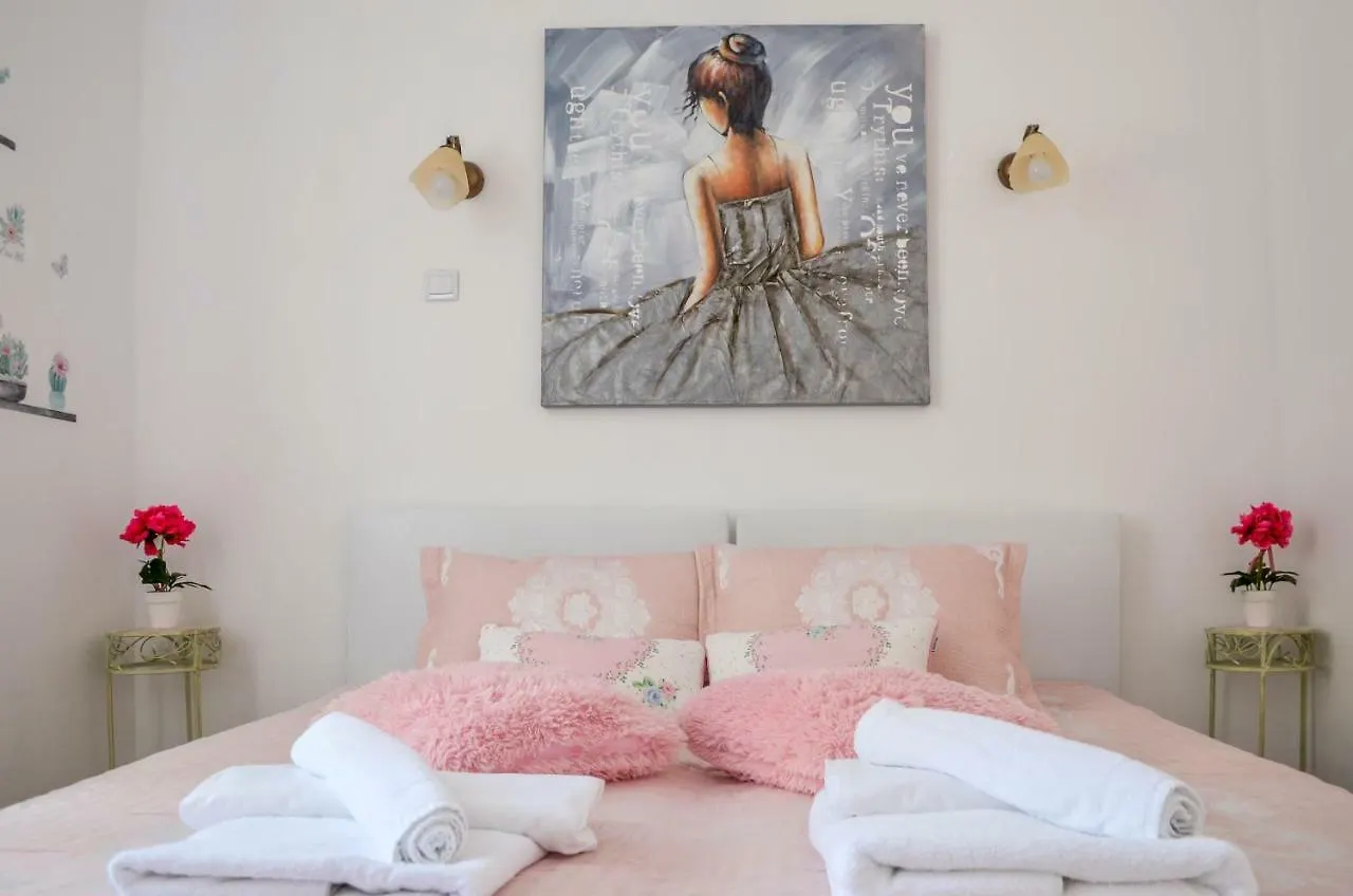 Host Housee Angel'S Apartment -2 Bedroom, 2 Bathroom In Top Centre Sofia 0*,